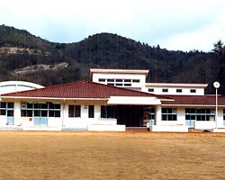 ����E�����E�����{�݁@�ʐ^08